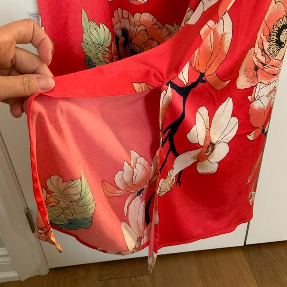 Natori Floral Caftan Nightgown Housedress Red Pockets Lounge Satin Size 2X - Picture 5 of 14